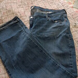 Womens Levi bootcut jeans